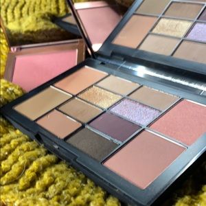 Nars makeup your mind eye Pallette